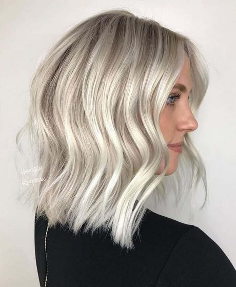 platinum-blonde-hairstyles-2021-27_10 Platinum blonde hairstyles 2021