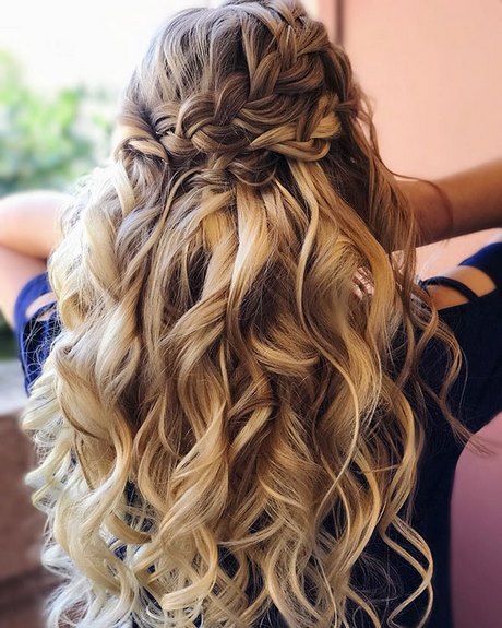 prom-hair-trends-2021-01_19 Prom hair trends 2021
