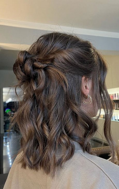 2023-prom-hairstyles-for-medium-length-hair-90_10 2023 prom hairstyles for medium length hair