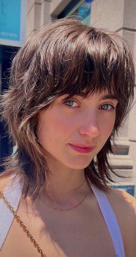 best-hairstyles-with-bangs-2023-04 Best hairstyles with bangs 2023
