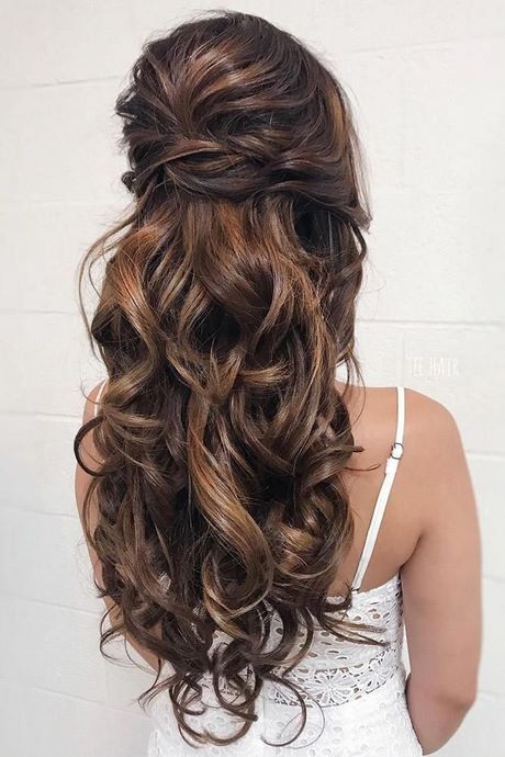hairstyles-for-brides-2023-33_3 Hairstyles for brides 2023