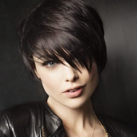 beautiful-short-hairstyles-for-round-faces-55_14 Beautiful short hairstyles for round faces