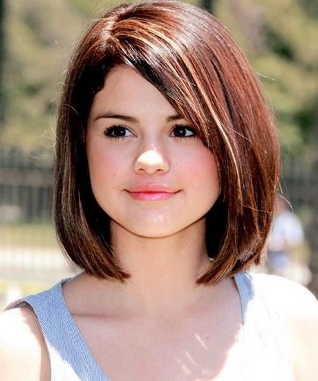 best-haircut-for-small-round-face-71_6 Best haircut for small round face