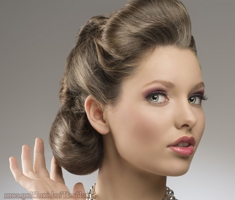 classic-updo-hairstyles-for-long-hair-49_9 Classic updo hairstyles for long hair