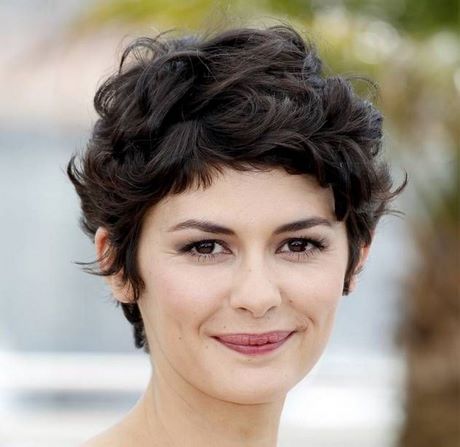 easy-short-hairstyles-for-round-faces-42_9 Easy short hairstyles for round faces