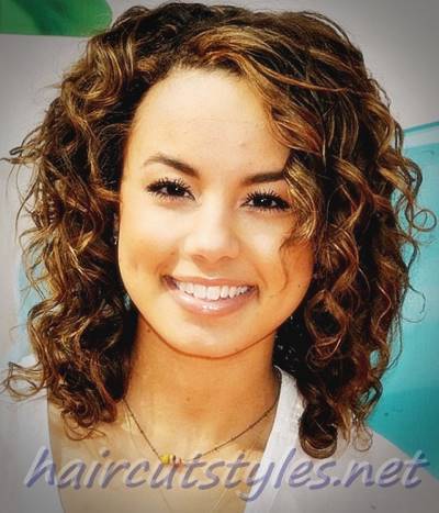 hairstyle-for-curly-hair-with-round-face-86_6 Hairstyle for curly hair with round face