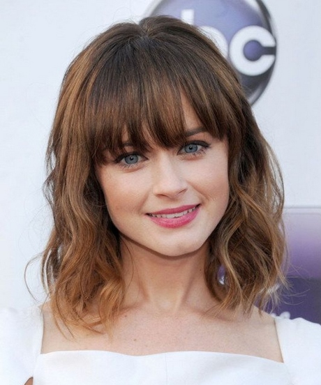 latest-shoulder-length-hairstyles-10_16 Latest shoulder length hairstyles