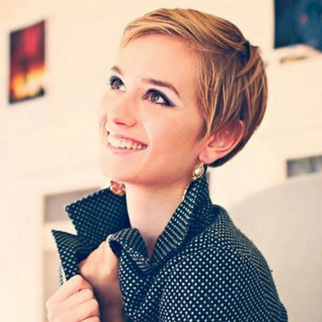 modern-short-haircuts-for-round-faces-17_4 Modern short haircuts for round faces