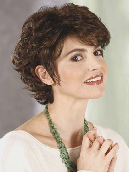 short-haircut-for-curly-hair-round-face-43_9 Short haircut for curly hair round face