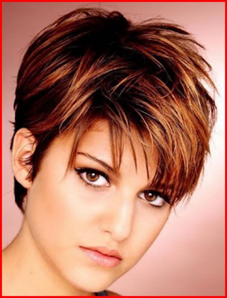 short-hairstyle-2018-for-round-face-83_15 Short hairstyle 2018 for round face
