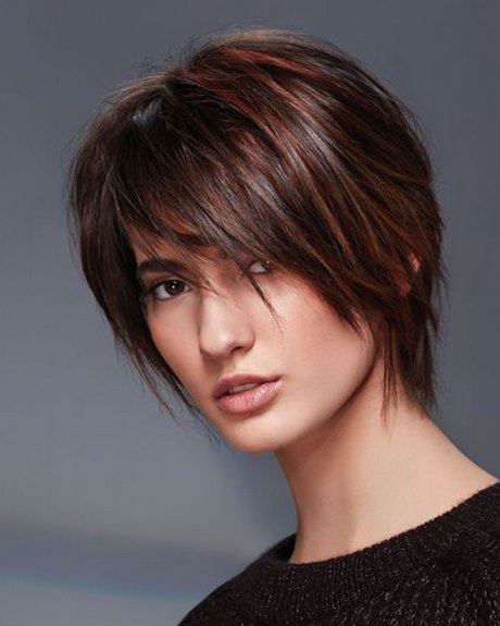 short-hairstyle-2018-for-round-face-83_19 Short hairstyle 2018 for round face