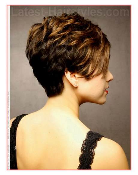 short-hairstyles-for-round-faces-front-and-back-19_2 Short hairstyles for round faces front and back