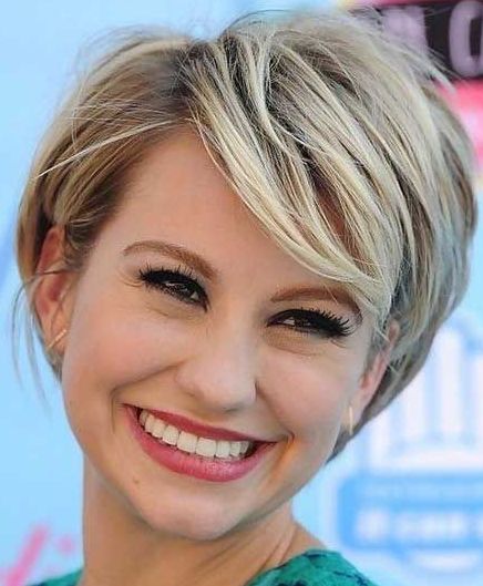 short-hairstyles-for-square-faces-10_14 Short hairstyles for square faces