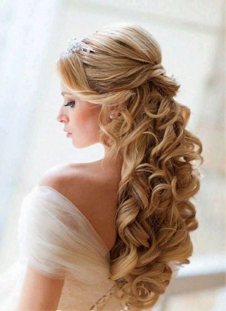 half-up-long-curly-hairstyles-42_16 Half up long curly hairstyles