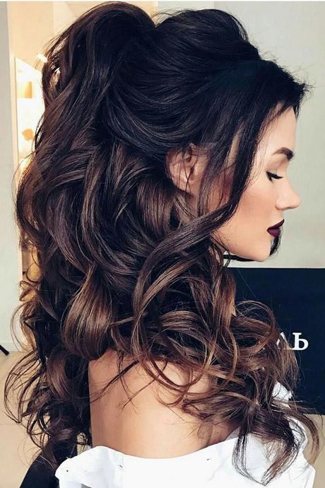 long-curly-half-up-hairstyles-33 Long curly half up hairstyles