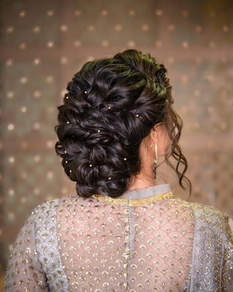 bun-hairstyle-for-wedding-49_11 Bun hairstyle for wedding