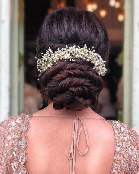 bun-hairstyle-for-wedding-49_15 Bun hairstyle for wedding