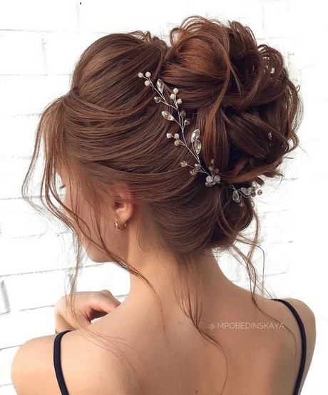 bun-hairstyle-for-wedding-49_4 Bun hairstyle for wedding