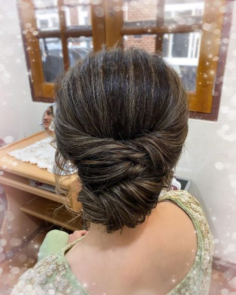 bun-hairstyle-for-wedding-49_5 Bun hairstyle for wedding