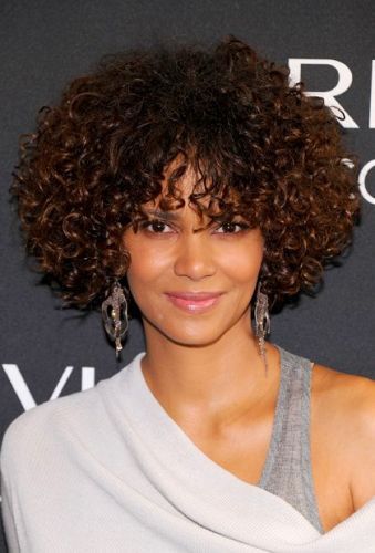 cute-hairstyles-for-short-curly-hair-with-bangs-31_13 Cute hairstyles for short curly hair with bangs
