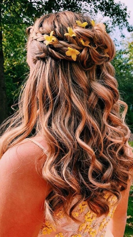 cute-homecoming-hairstyles-97_6 Cute homecoming hairstyles