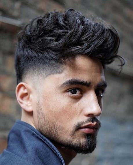 haircuts-for-men-with-wavy-hair-75_11 Haircuts for men with wavy hair