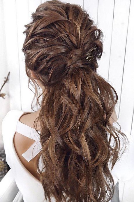 long-curly-hairstyles-for-wedding-34_6 Long curly hairstyles for wedding