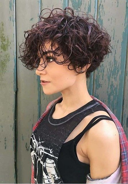 pretty-hairstyles-for-short-curly-hair-76_11 Pretty hairstyles for short curly hair