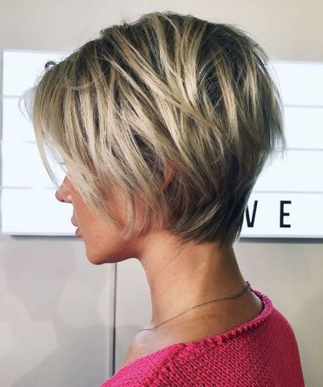 short-hairstyles-for-flat-hair-14_14 Short hairstyles for flat hair