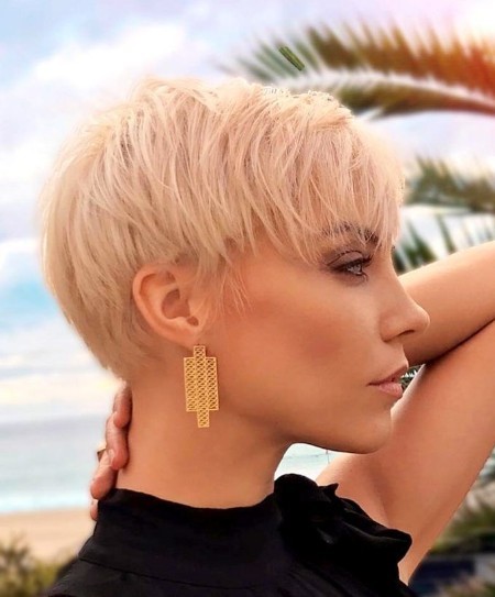 short-hairstyles-for-flat-hair-14_6 Short hairstyles for flat hair