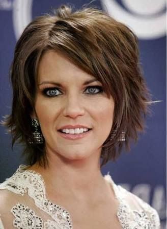 short-to-medium-hairstyles-for-over-50-89_11 Short to medium hairstyles for over 50