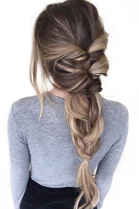 easy-daily-hairstyles-for-long-hair-19 Easy daily hairstyles for long hair