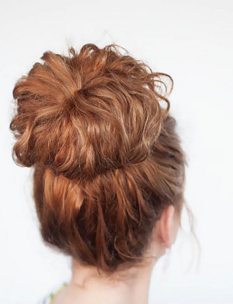 easy-updos-for-long-curly-hair-68_14 Easy updos for long curly hair