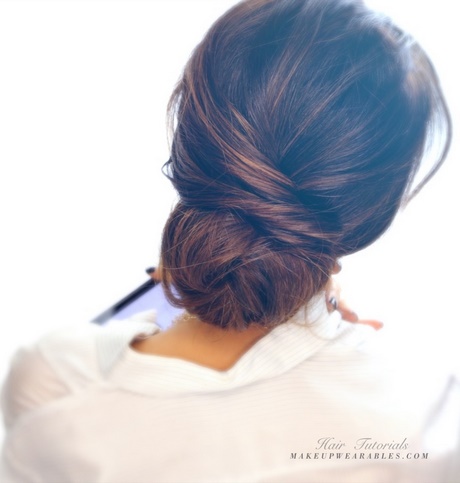 hairstyles-for-long-hair-updos-everyday-08_6 Hairstyles for long hair updos everyday