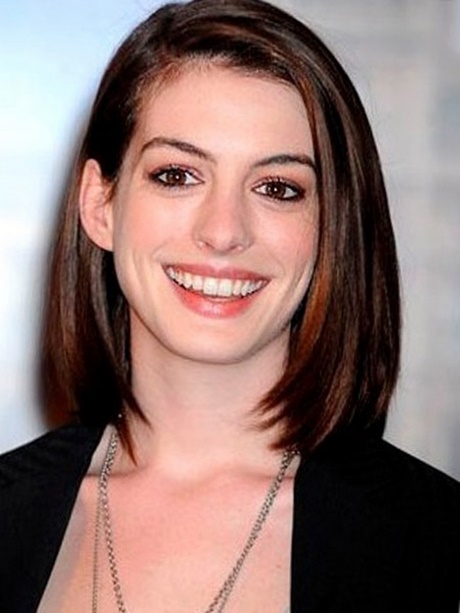 Medium Length Hairstyles No Bangs