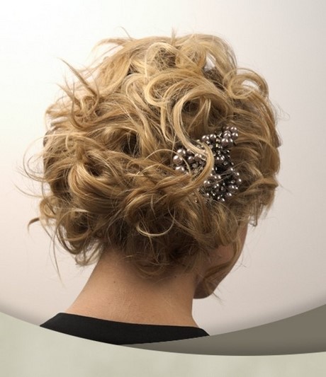 cute-hair-updos-for-short-hair-08_9 Cute hair updos for short hair