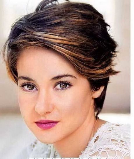 short-hairstyles-for-circle-faces-68_10 Short hairstyles for circle faces