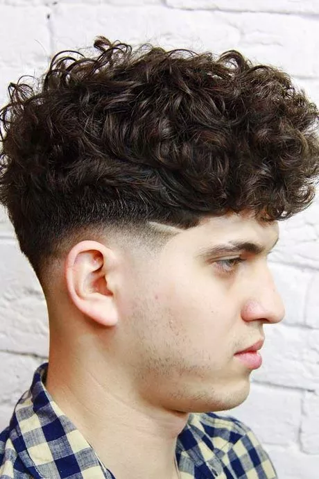 mens-long-curly-hairstyles-2023-42_14-6 Mens long curly hairstyles 2023