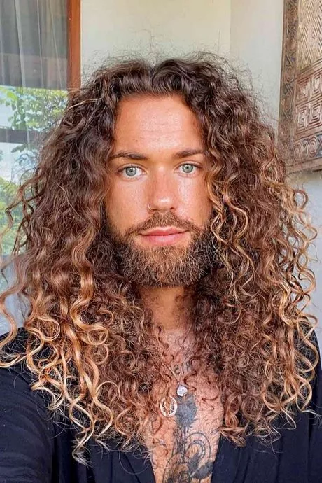 mens-long-curly-hairstyles-2023-42_18-10 Mens long curly hairstyles 2023