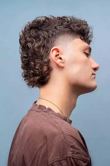 mens-long-curly-hairstyles-2023-42_8-19 Mens long curly hairstyles 2023
