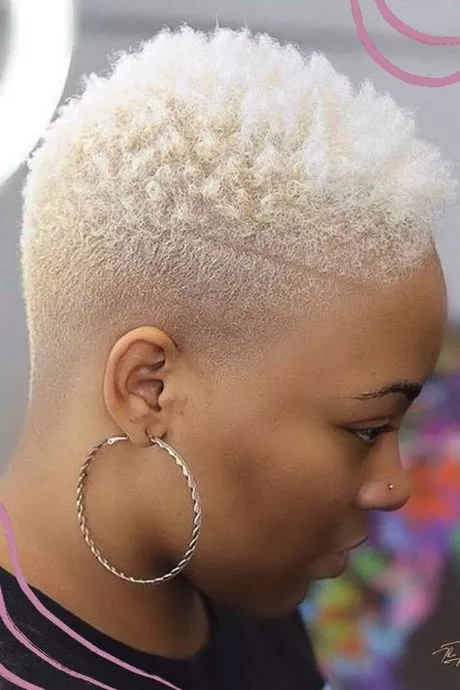 short-natural-haircuts-for-black-females-2023-with-dye-76_15-8 Short natural haircuts for black females 2023 with dye