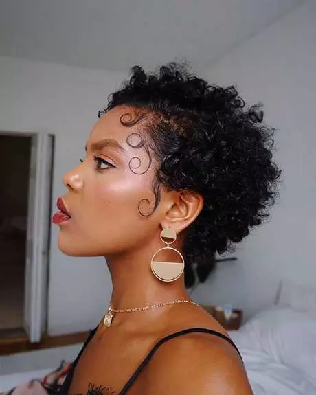 short-natural-haircuts-for-black-females-2023-with-dye-76_2-11 Short natural haircuts for black females 2023 with dye