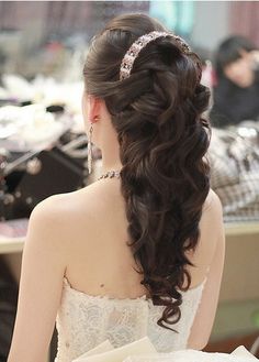 bridals-hair-styles-73_7 Bridals hair styles