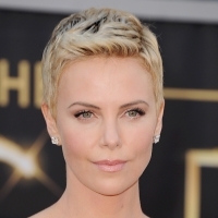 charlize-theron-pixie-haircut-78_5 Charlize theron pixie haircut