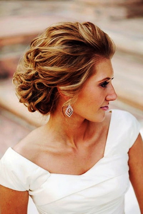 hairstyle-for-the-wedding-84_20 Hairstyle for the wedding