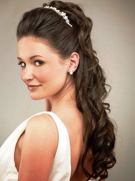 pictures-of-bridesmaid-hairstyles-35_6 Pictures of bridesmaid hairstyles