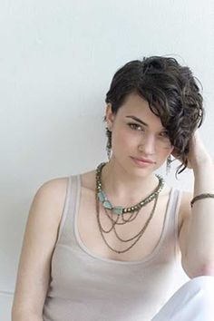 short-pixie-hairstyles-for-curly-hair-93_14 Short pixie hairstyles for curly hair