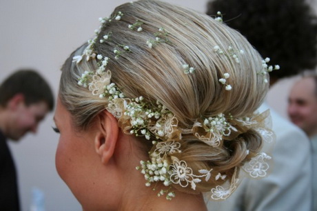 white-wedding-hairstyles-17_5 White wedding hairstyles
