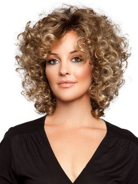 haircut-for-curly-hair-female-30_14 Haircut for curly hair female