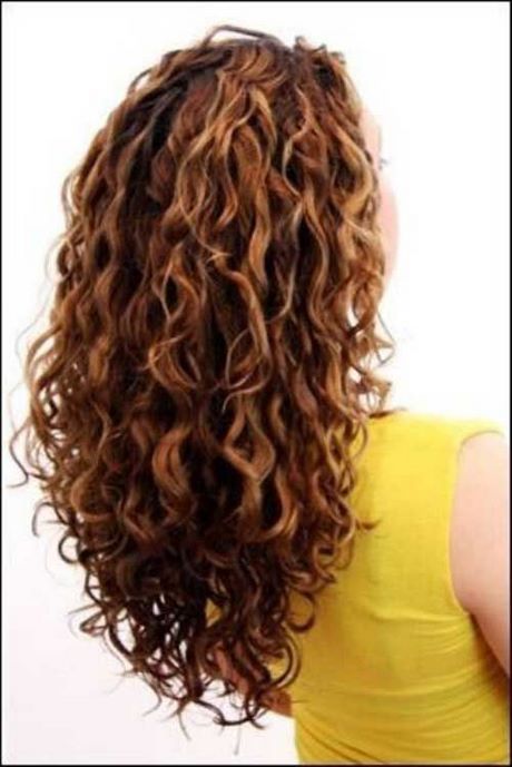 haircuts-for-long-naturally-curly-hair-18_20 Haircuts for long naturally curly hair